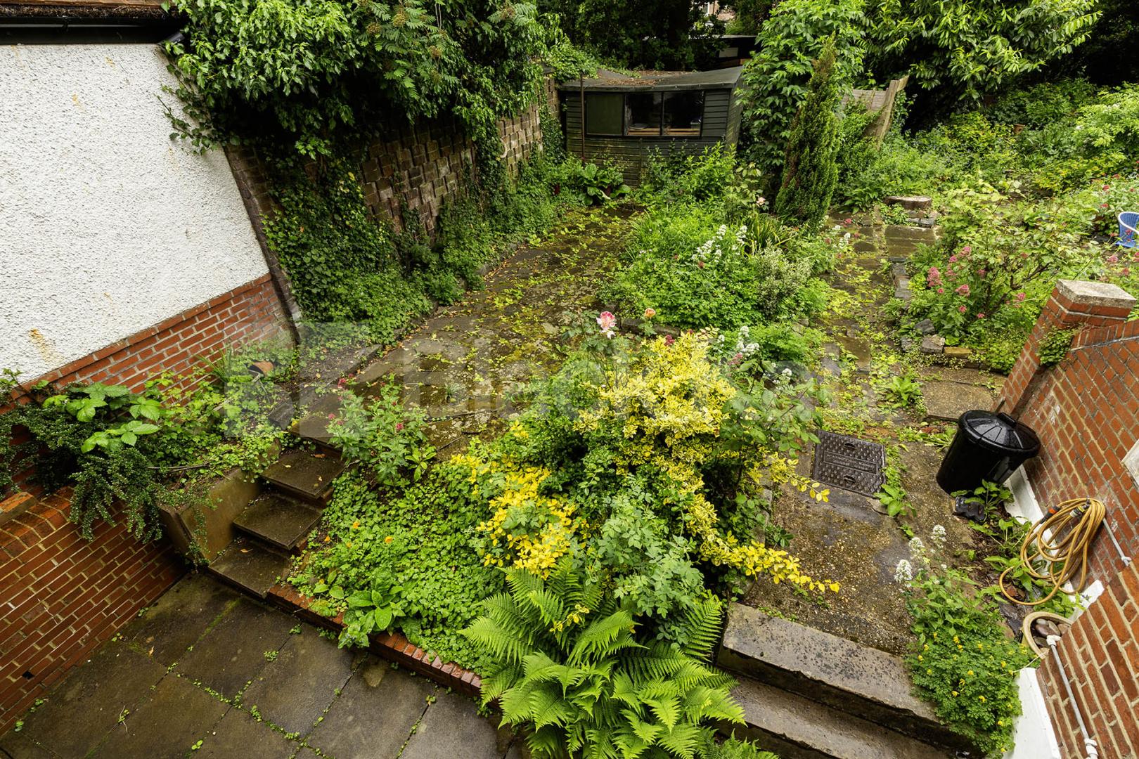 2 bedroom 2 bathroom maisonette with garden located close to Highgate station  Stanhope Road, Highgate